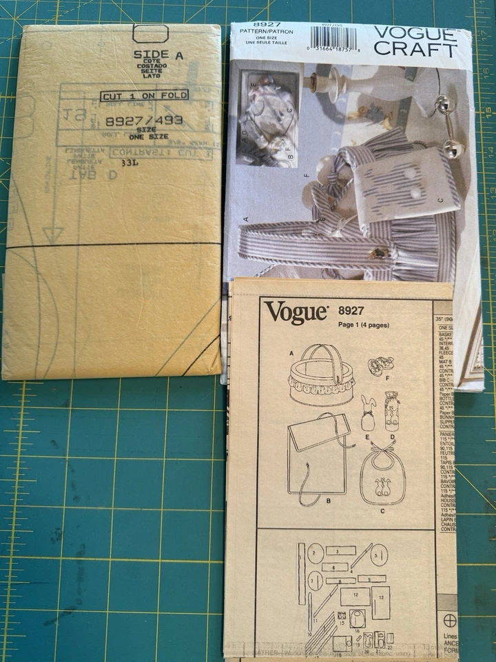 Pattern For Baby Gifts, Bibs, Basket, Slippers Vogue 8927 - Image 4 of 4