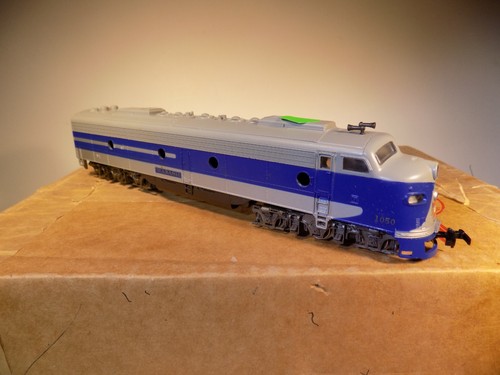 Rivarossi HO Scale Wabash E-8 / #1050 C-9 | Zustand: Used