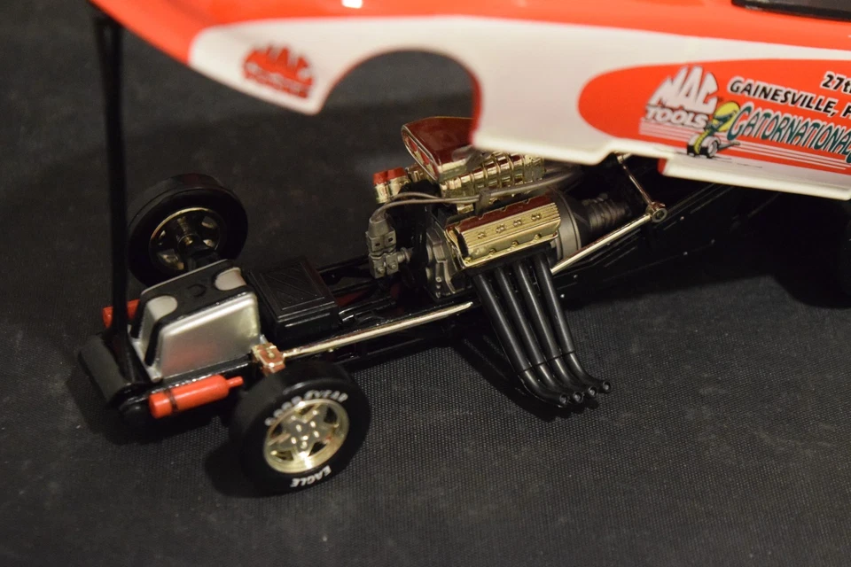 Mac Tools Motorsports 1996 Gatornationals 1:24 Scale Funny Car - Image 3 of 4