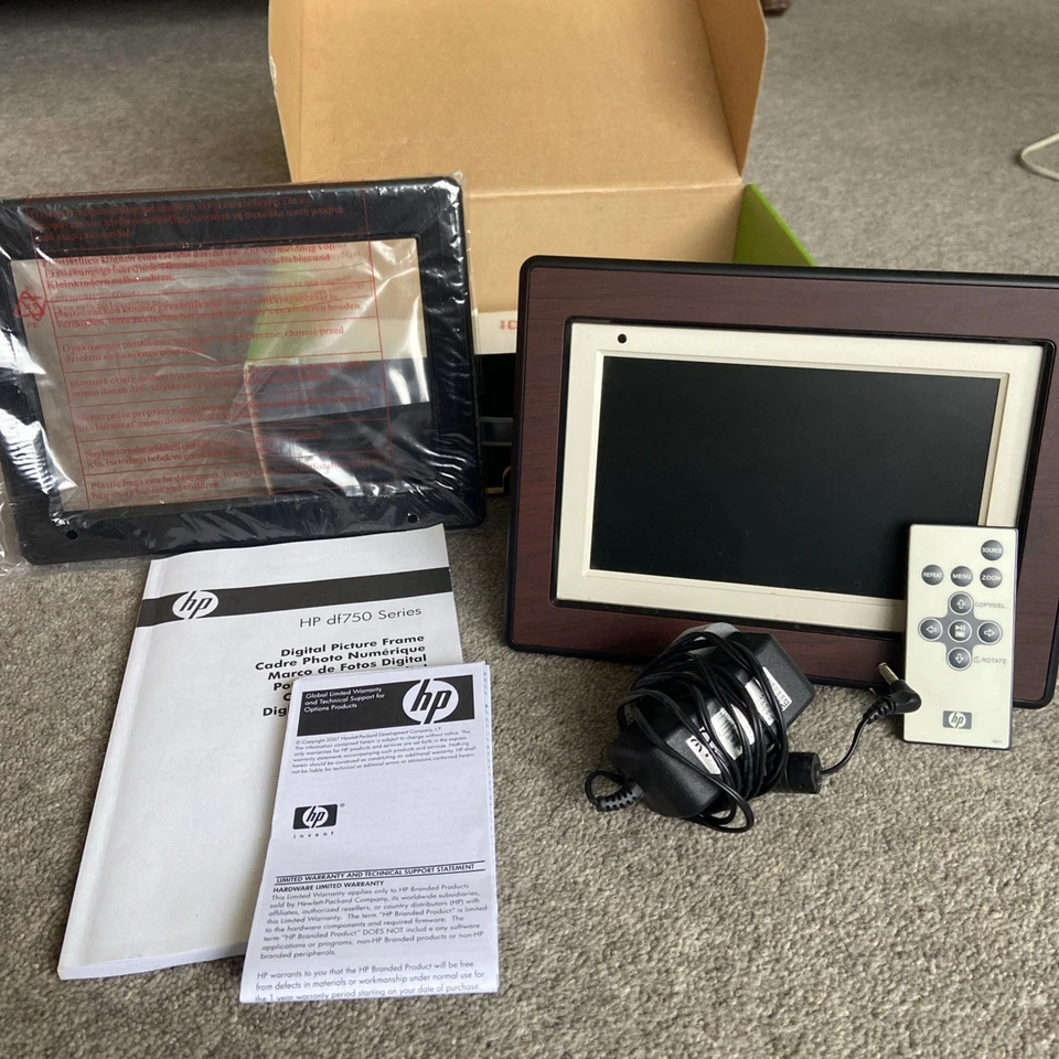 HP 7” Digital Picture Photo Frame (Model No: DF750A2) BOXED. In LNC - Image 2 of 3