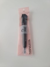 e.l.f. Triangular Buffing Foundation Brush NEW