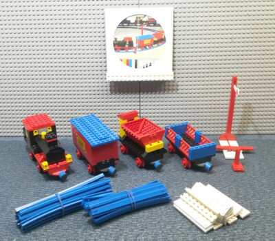 LEGO  181 COMPLETE TRAIN SET WITH MOTOR, SIGNALS AND SWITCH BA WAGON ZUG