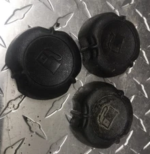 set of 3  Fuel Tank Cap Briggs & Stratton 692046                            {5v}