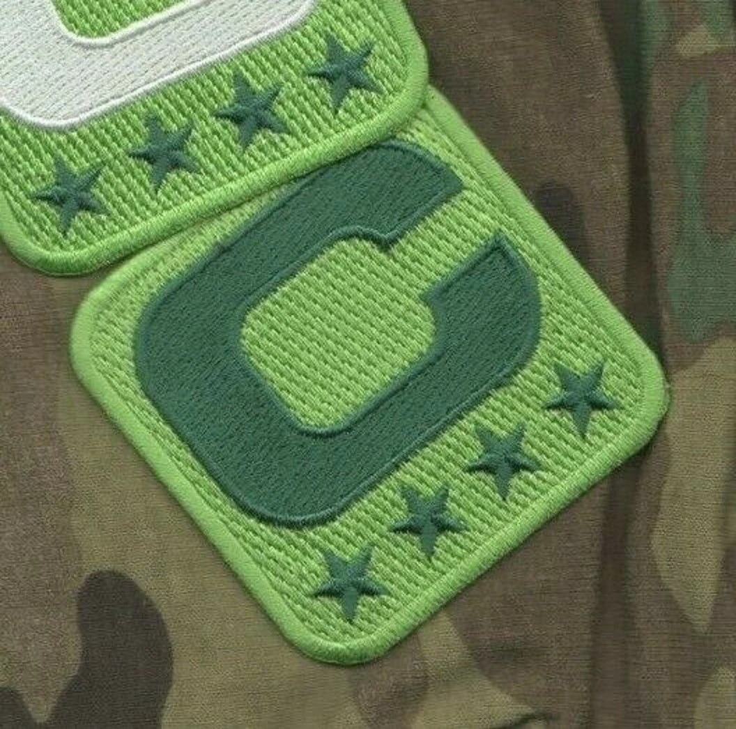 SEAHAWKS Russell Wilson QB CAPTAIN S 4 STAR COLOR RUSH C PATCH Man of the Year