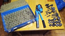 Pressa Idraulica Crimpatrice a Mano - WÜRTH 0619001100  + set di punzoni vari.