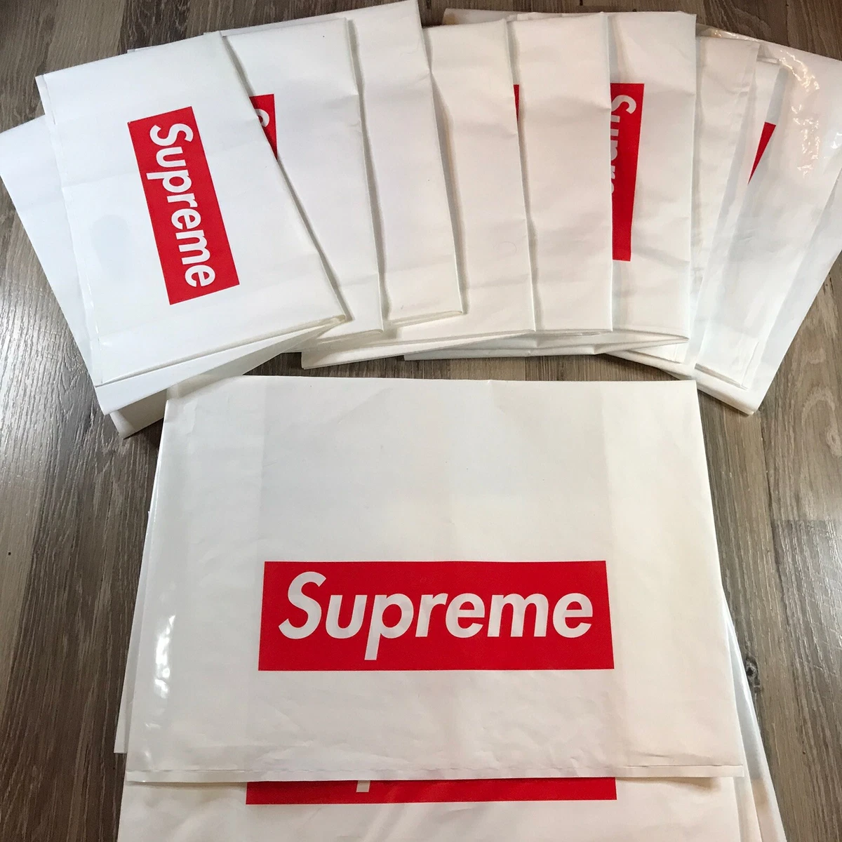 Retail box on sale logo supreme