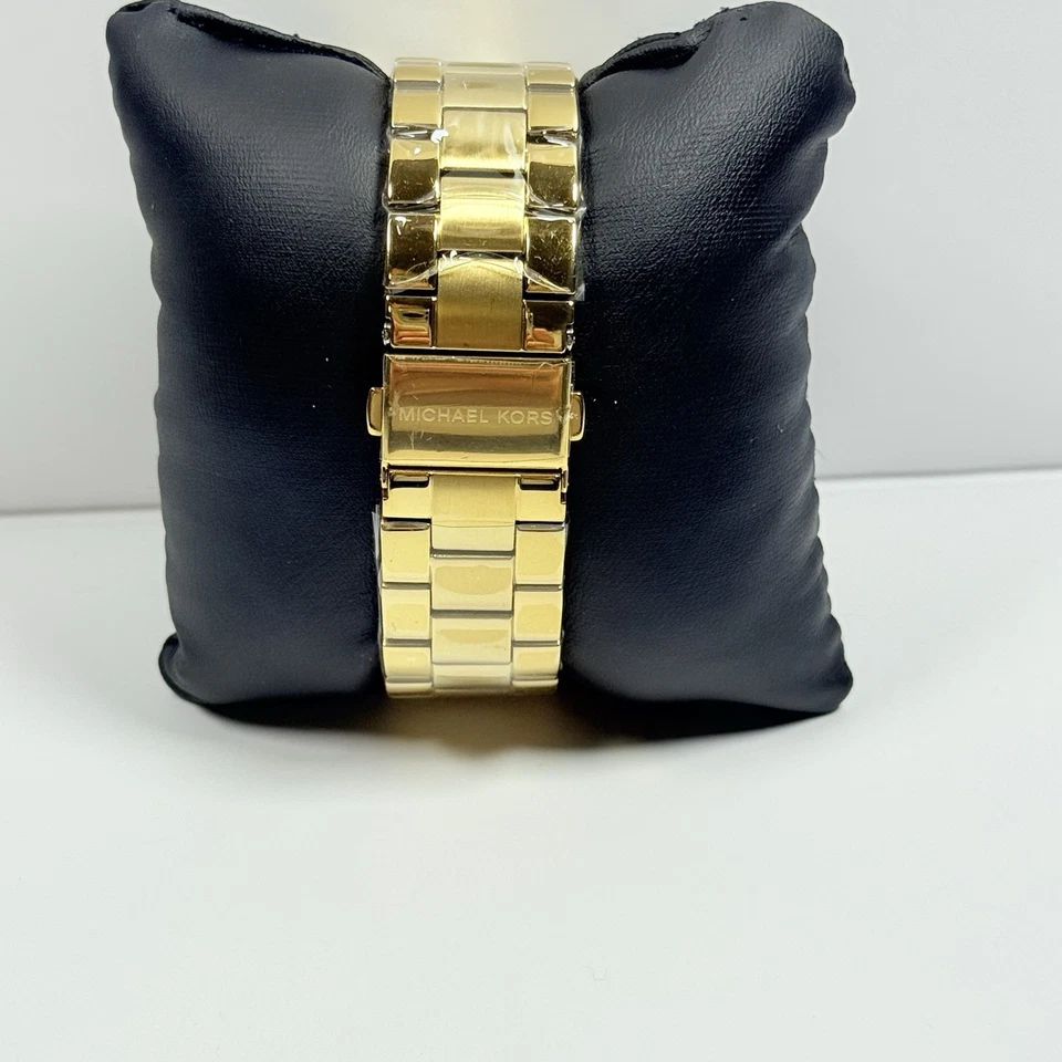 Reloj pulsera para mujer Michael Kors MK4732 delgado pasarela logotipo MK esfera tono dorado” Foto 2 de 4