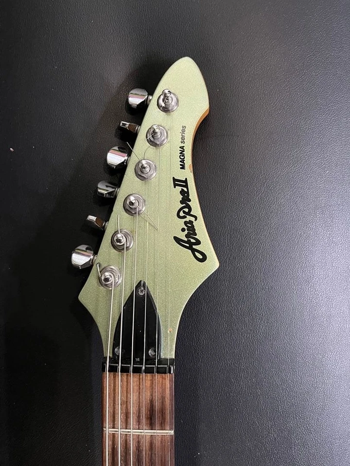 Aria pro2 magna series metallic ice blue back - Image 3 of 4