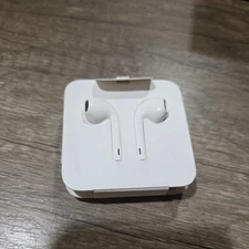 Apple EarPods with Lightning Connector In Ear Canal Headset - White