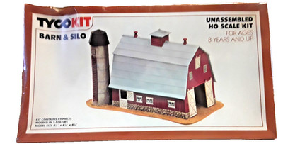 Tyco Kit BARN & SILO Unassembled HO Scale Kit 8-1/4'' x 4-3/4'' x 4-3/4'' (CC-91
