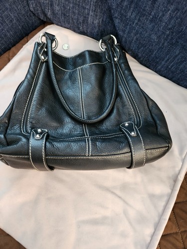 BLACK HAND BAG BY SOPHIA CAPERELLI - Picture 10 of 10