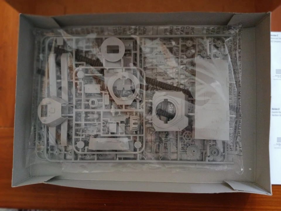 Italeri Tank Carro Armato M14/41 con Fanteria Italiana 1/35 Regio Esercito - Immagine 2 di 3