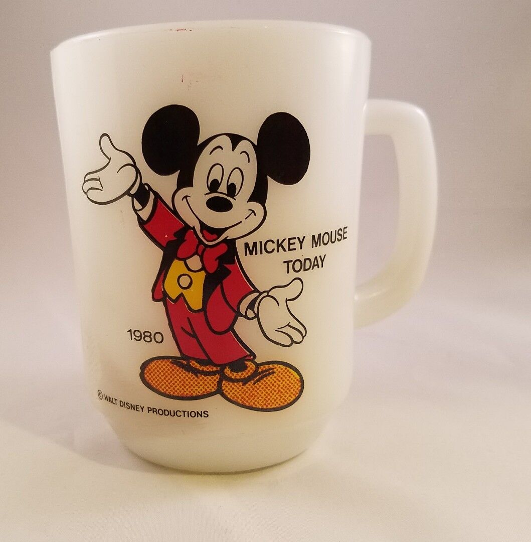  Silver Buffalo Disney 1928 Vintage Mickey Mouse Ceramic Mug, 20  Ounces : Home & Kitchen