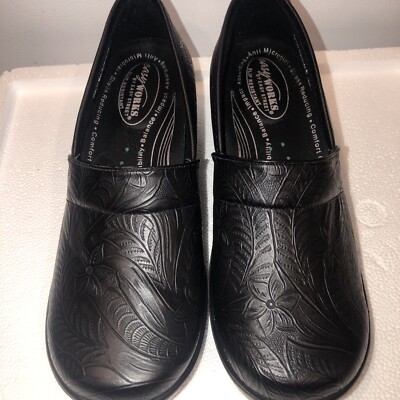 Easy Works Women's Lyndee Health Care Professional Shoe Size 8.5M