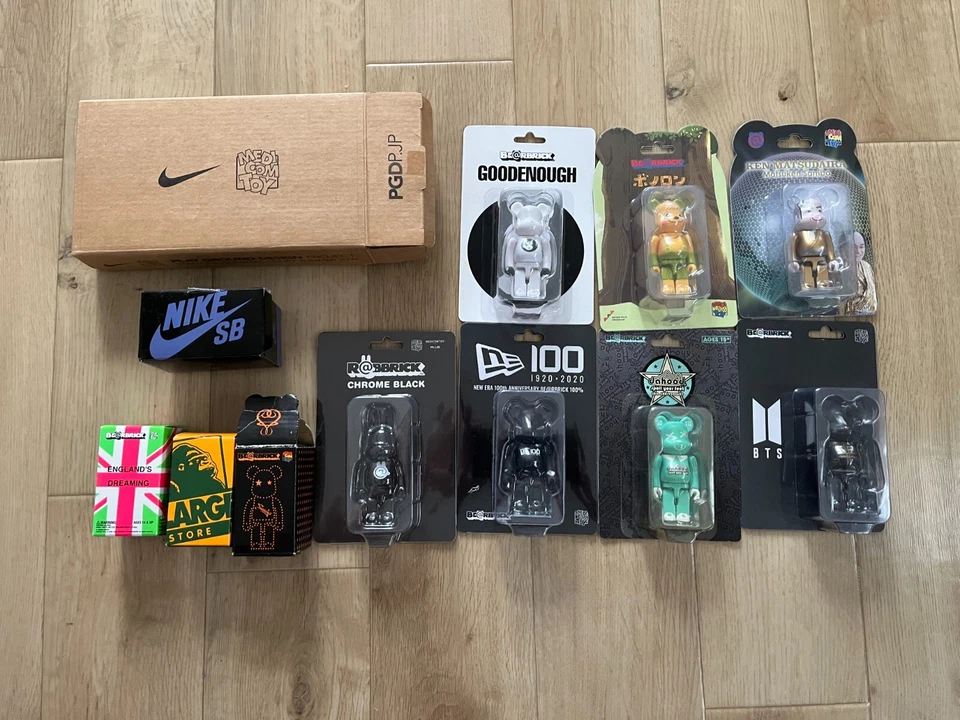 2 Bearbrick Be@rbrick 100% Medicom Toy Limited blister pack - Image 2 of 2