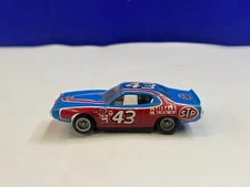 TYCO CURVE HUGGER HO SCALE RICHARD PETTY #43 DODGE CHARGER BENCH TESTED