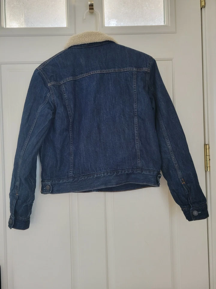 Gap Kids Girls Trucker Denim Jean Jacket Blue SZ/XXL Regular  - Image 3 of 4