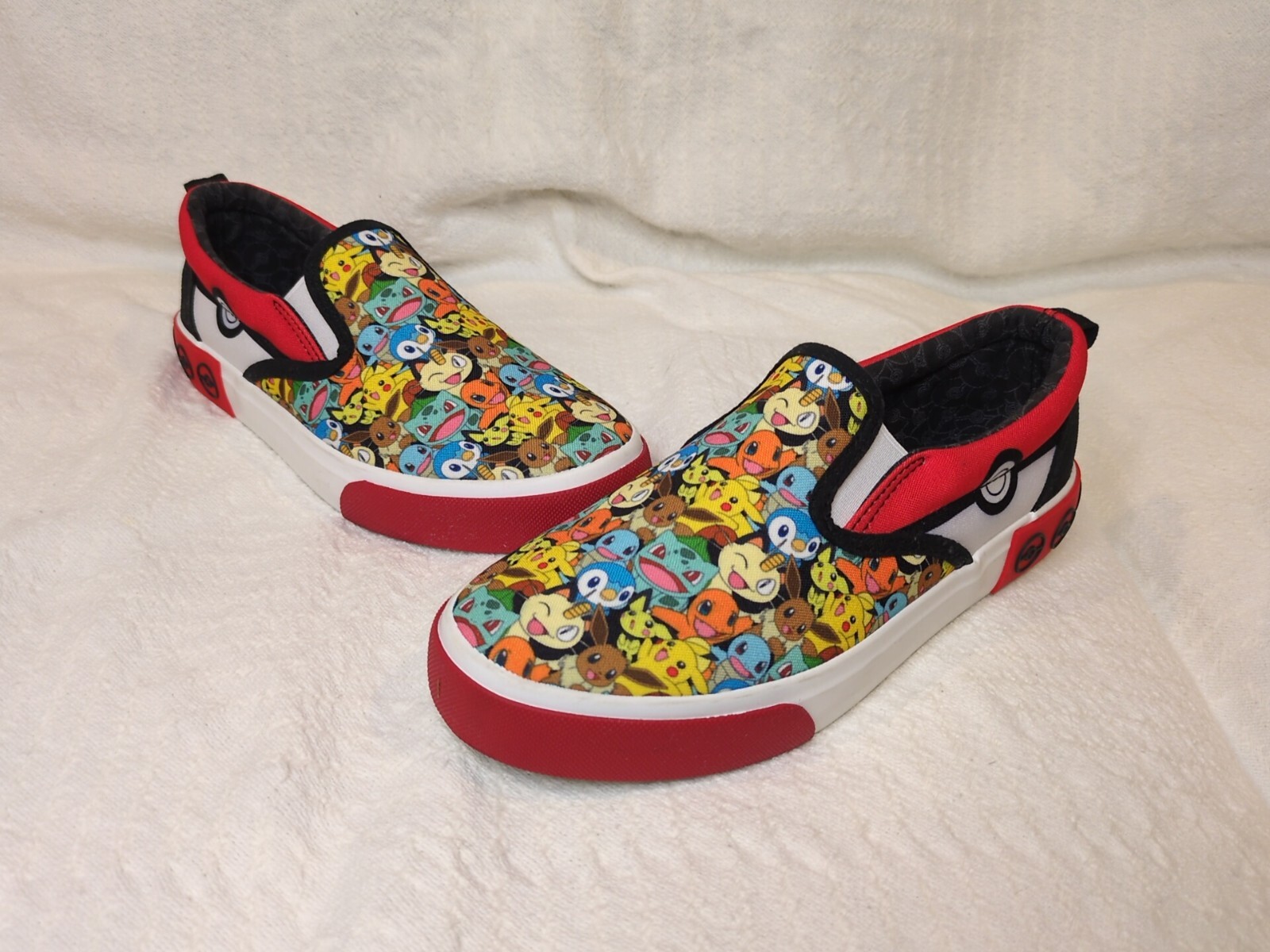 SAOLA Pokémon I Quattro Tipi Originali Scarpe Slip On Bambini Taglia 4