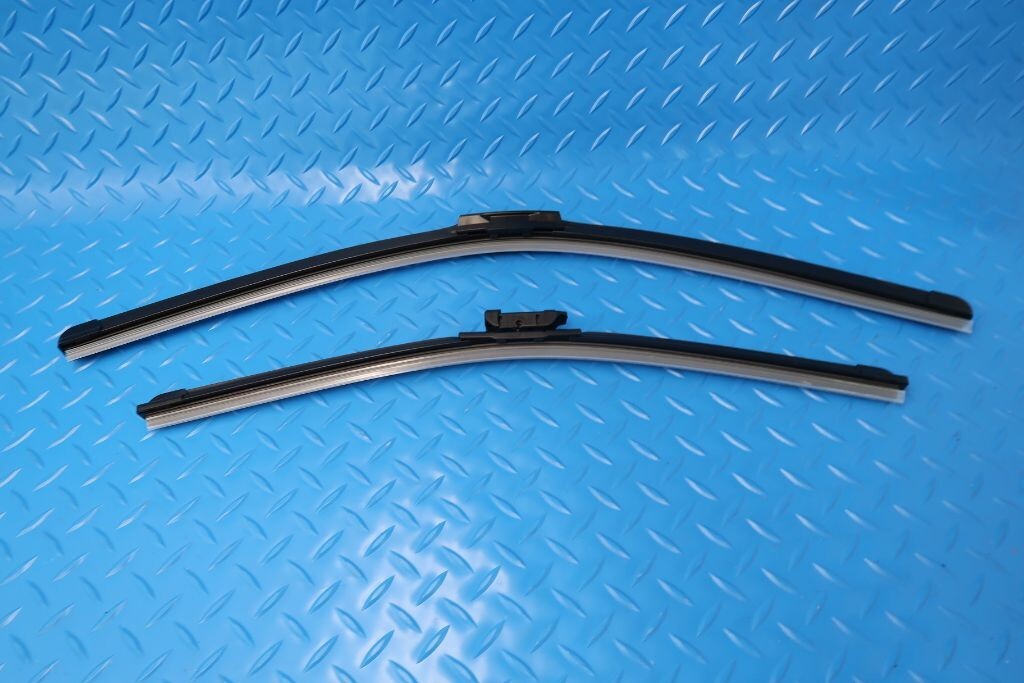 Maserati Ghibli brake pads rotors filter belt wiper service kit #9291