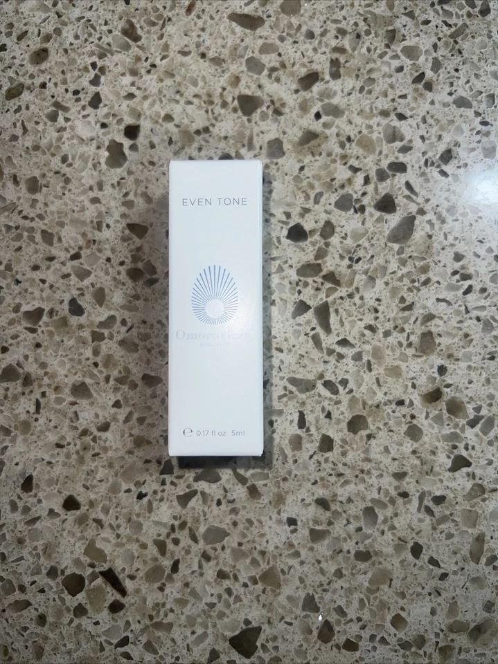 OMOROVICZA “EVEN TONE” 日常精华 0.17 液量盎司 / 旅行装 / 全新 — 第 2/3 张图片