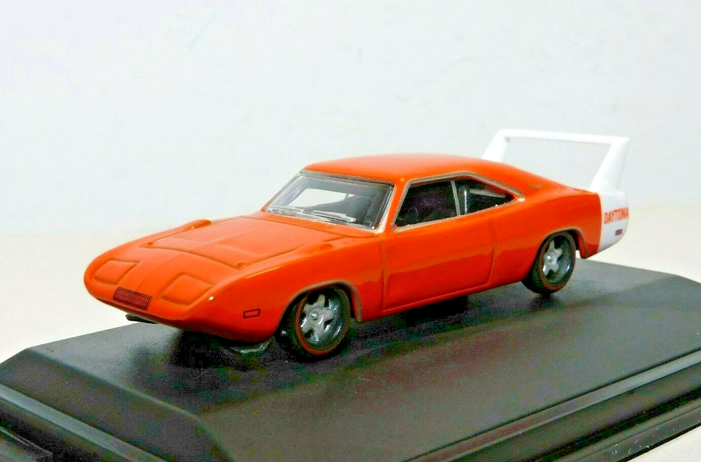OXFORD DIECAST DODGE CHARGER DAYTONA 1969 ORANGE 1/87 DD69002 5cm