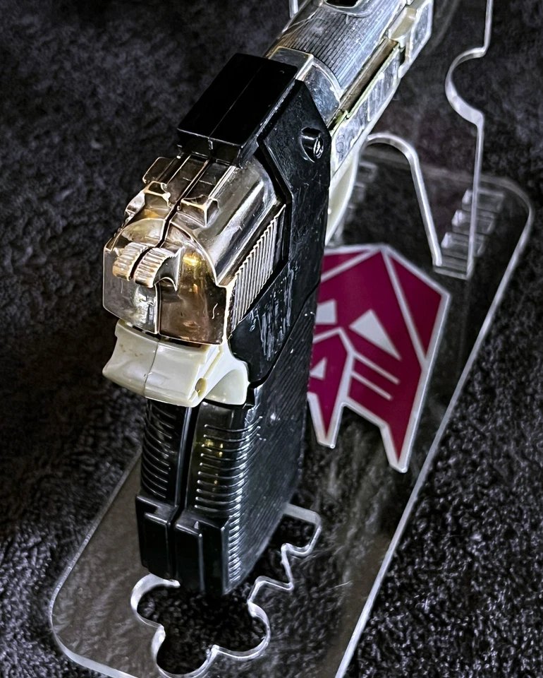 G1 1984 MEGATRON • COMPLETE HASBRO STAMP STAND & PRINT • VINTAGE G1 TRANSFORMERS - Image 3 of 4