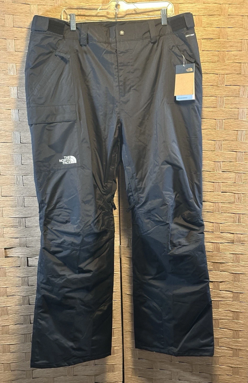 NWT Women’s The North Face Freedom Insulated Snow pants 1X Black