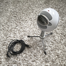 Blue Snowball iCE USB Desktop Microphone w/ Adjustable Tripod Stand White/Silver