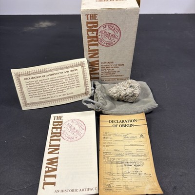 Authentic Cut From The Berlin Wall With Declaration Of Authenticity, Pouch/Book