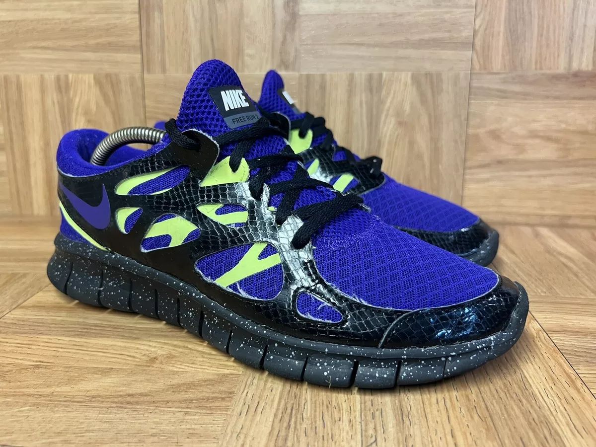 Snake clearance nike shoes