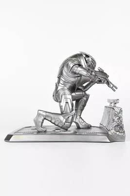 Bioware Garrus Silver Edition Statue Polyresin H20CM Statue Model Figure New