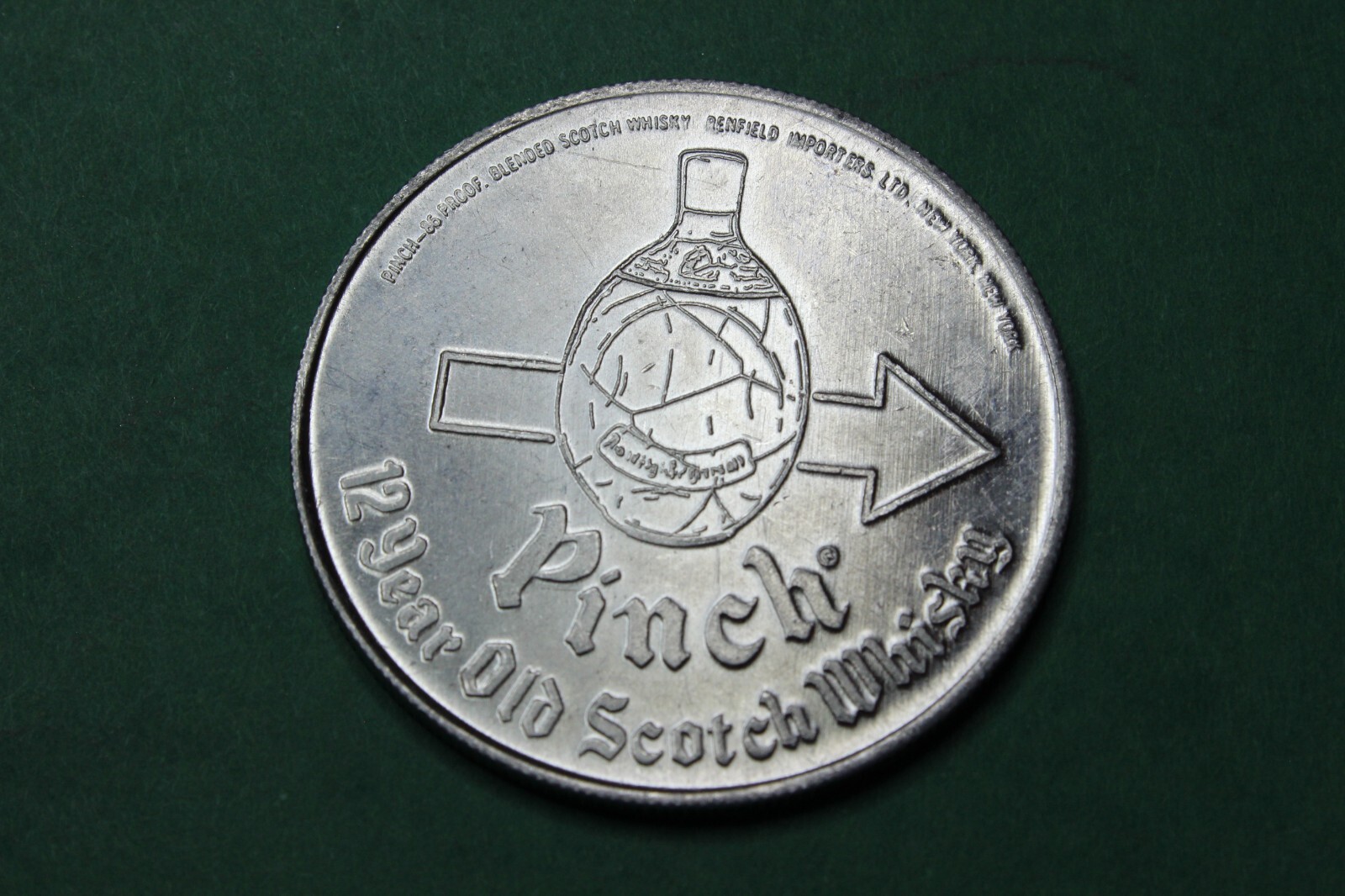 1979-TOKEN-MEDAL-PINCH SCOTCH WHISKY-GREEN BAY PACKERS FOOTBALL SCHEDULE