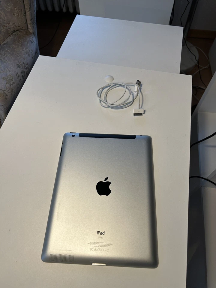 Apple Ipad Gen 3 16 GB Space Grau - Bild 4 von 4