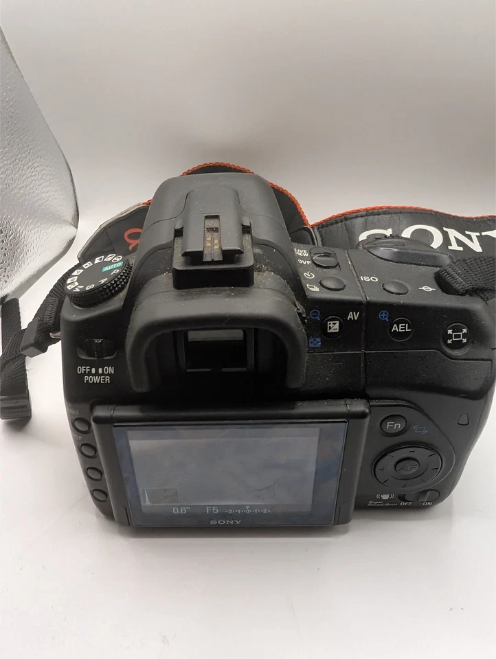 Sony Alpha 300, photo 3 of 5
