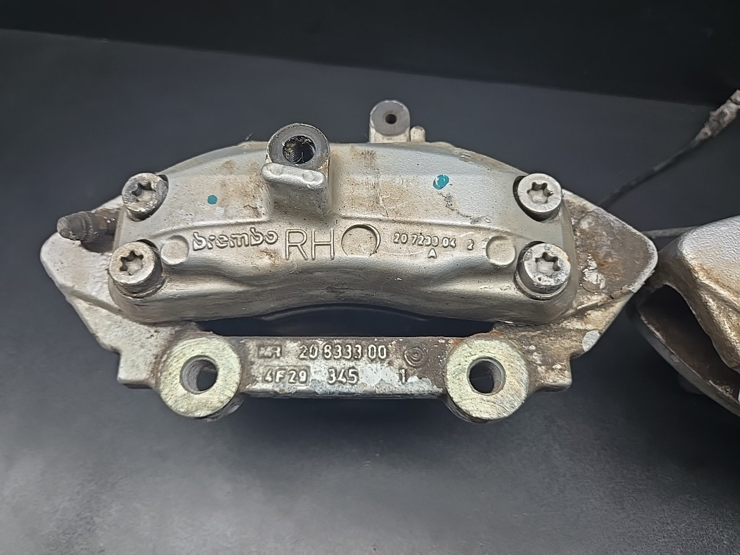 04-08 Maserati Quattroporte M139 Front Brake Calipers Left / Right Silver OEM