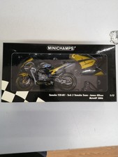 MINICHAMPS 1/12 Yamaha YZR-M1 (James Ellison)