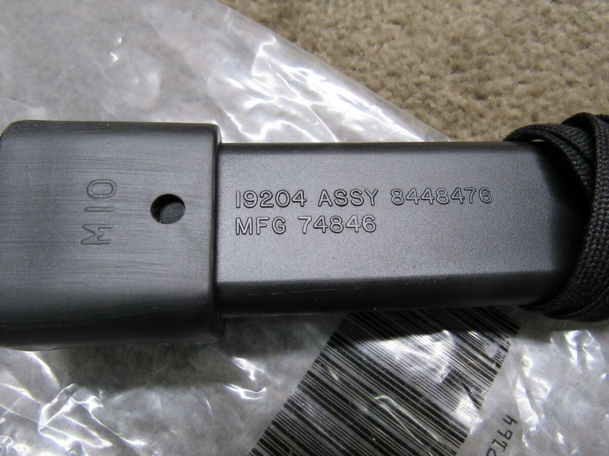US GI M10 Bayonet Scabbard Sheath 74846 Imperial Shrade Corp US GI M10 Bayonet Scabbard Sheath 74846 Imperial Shrade Corp