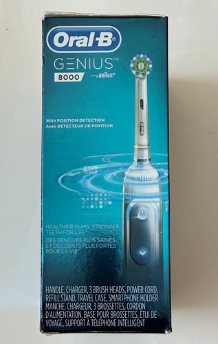 Oral-B Genius 8000 Electric Toothbrush - White - Picture 2 of 4
