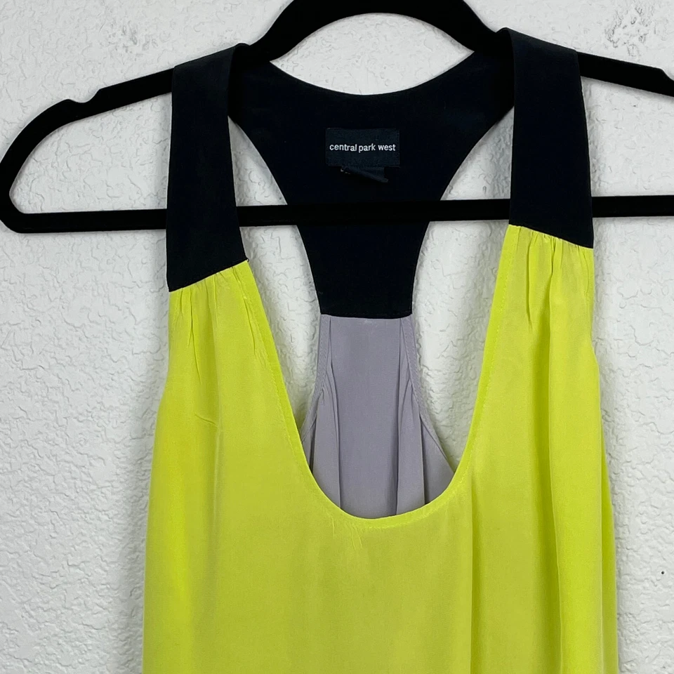 Blusa sin mangas informal sin mangas sin mangas de seda sin mangas Central Park West Top para mujer Foto 3 de 4