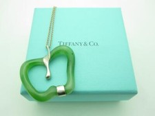 Tiffany & Co Sterling Peretti Huge 1.5" Green Jade Apple Pendant Necklace 30"