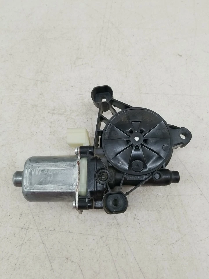 Audi A4 2017-2019 ventana lateral del pasajero delantero derecho motor eléctrico OEM 8W0959802 Foto 2 de 4