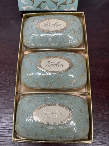 VINTAGE REVLON SCATOLA ORIGINALE ACQUAMARINA CARNAGIONE SAPONE 3 BARRETTE CONFEZIONE ORIGINALE - Foto 2 di 10