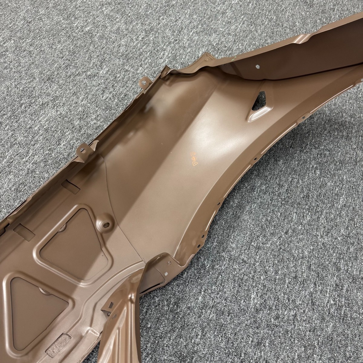 OEM 2025-2026 Tesla Model Y Juniper Right side Fender Panel