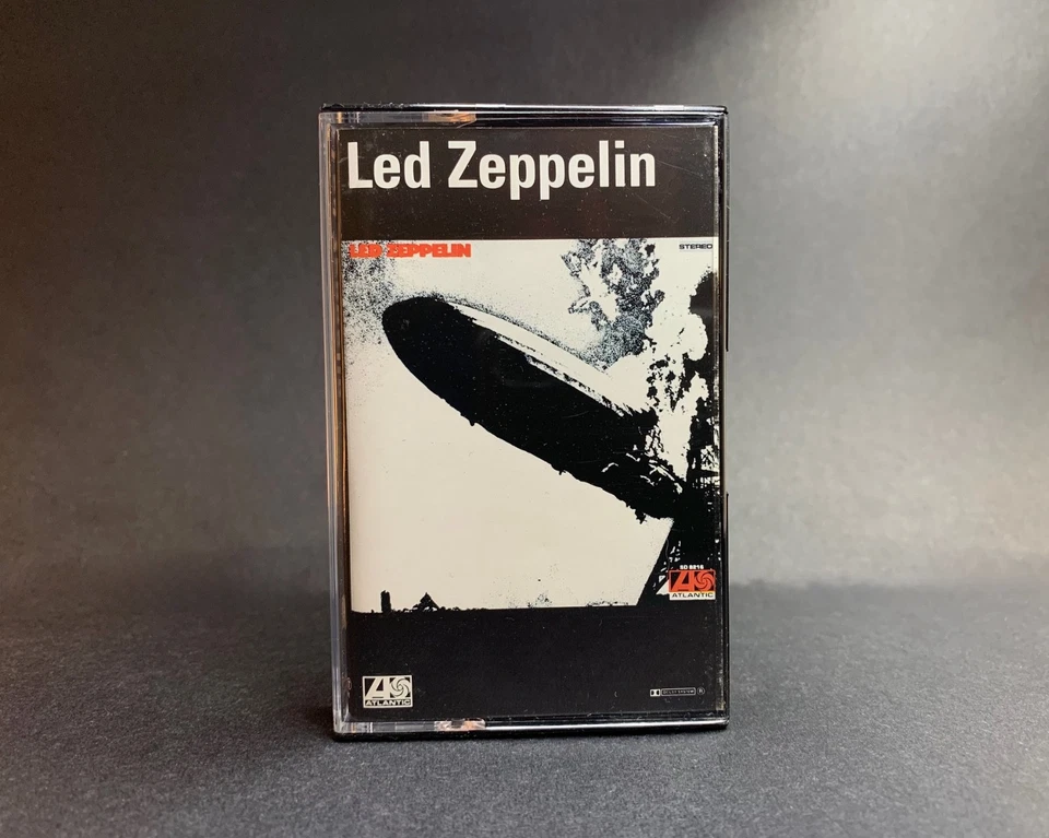 Led Zeppelin LED ZEPPELIN I Vintage Cassette **EX/VG+ CONDITION** REISSUE - Image 3 of 4