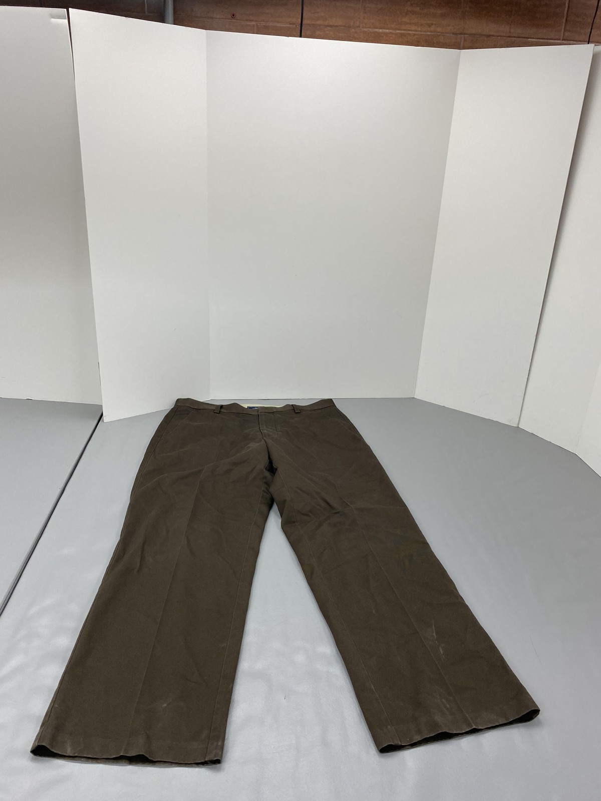 Dockers Mens 34x31 Brown Classic Fit Cotton Casual Chino Pants