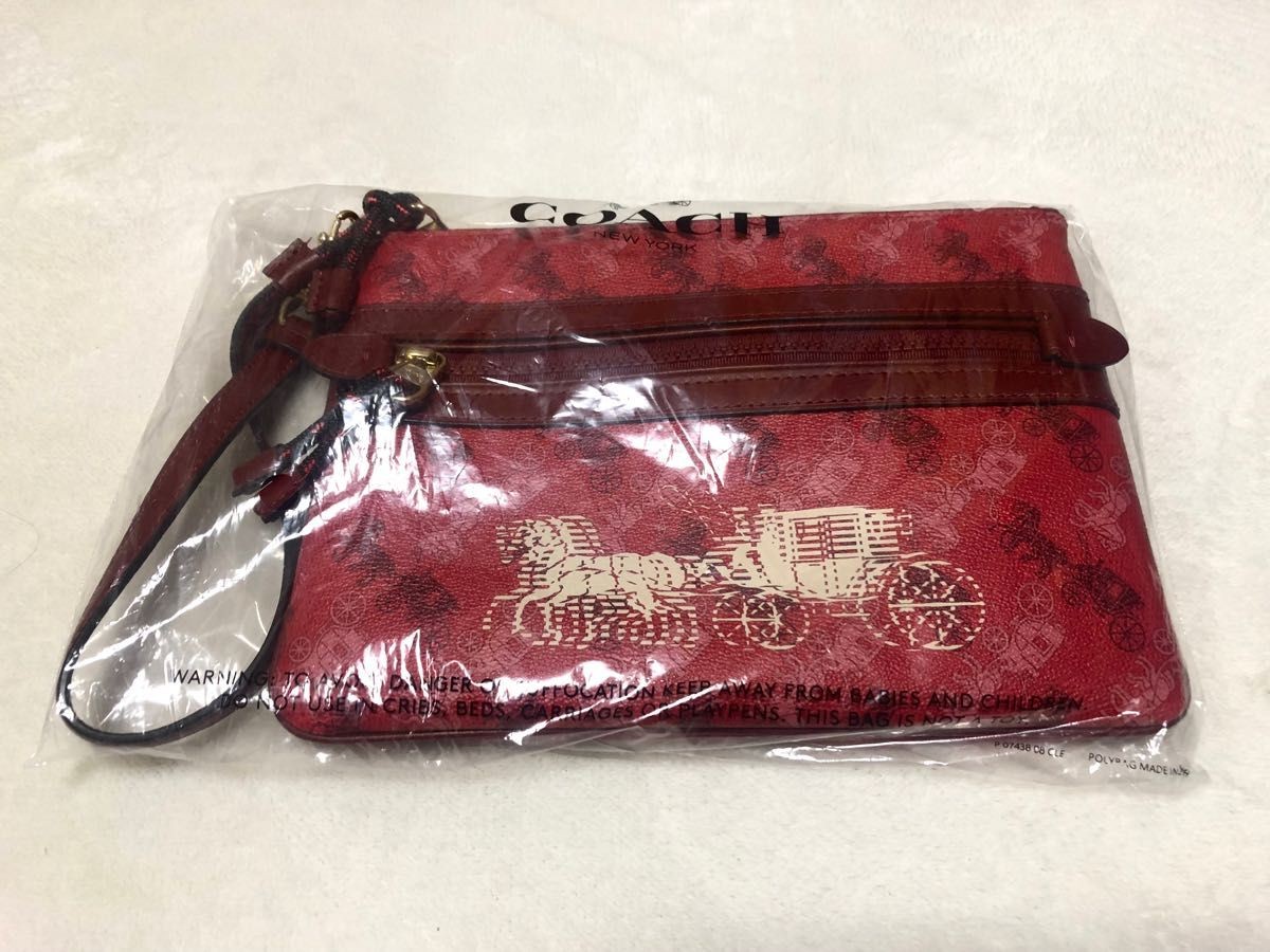 COACH GALLERY POUCH WITH HORSE AND CARRIAGE PRINT Pouch Clutch Bag 11a