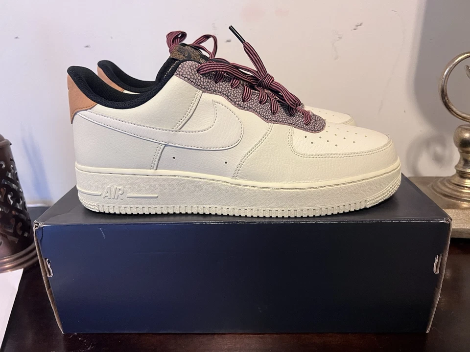 Nike Air Force 1 '07 LV8 Fossil - CK4363-200 (Raro) Foto 2 de 4