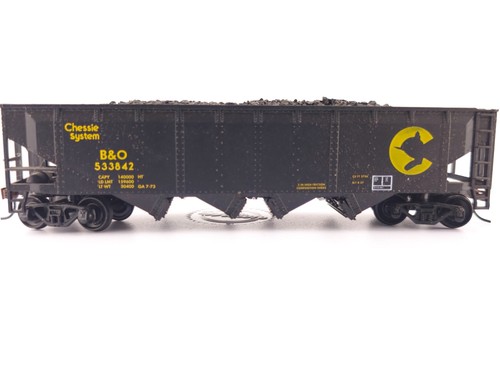 Tolva de tren Athearn escala HO Chessie System 4 bahías con carga de carbón C & O 533842 | Condition: Used