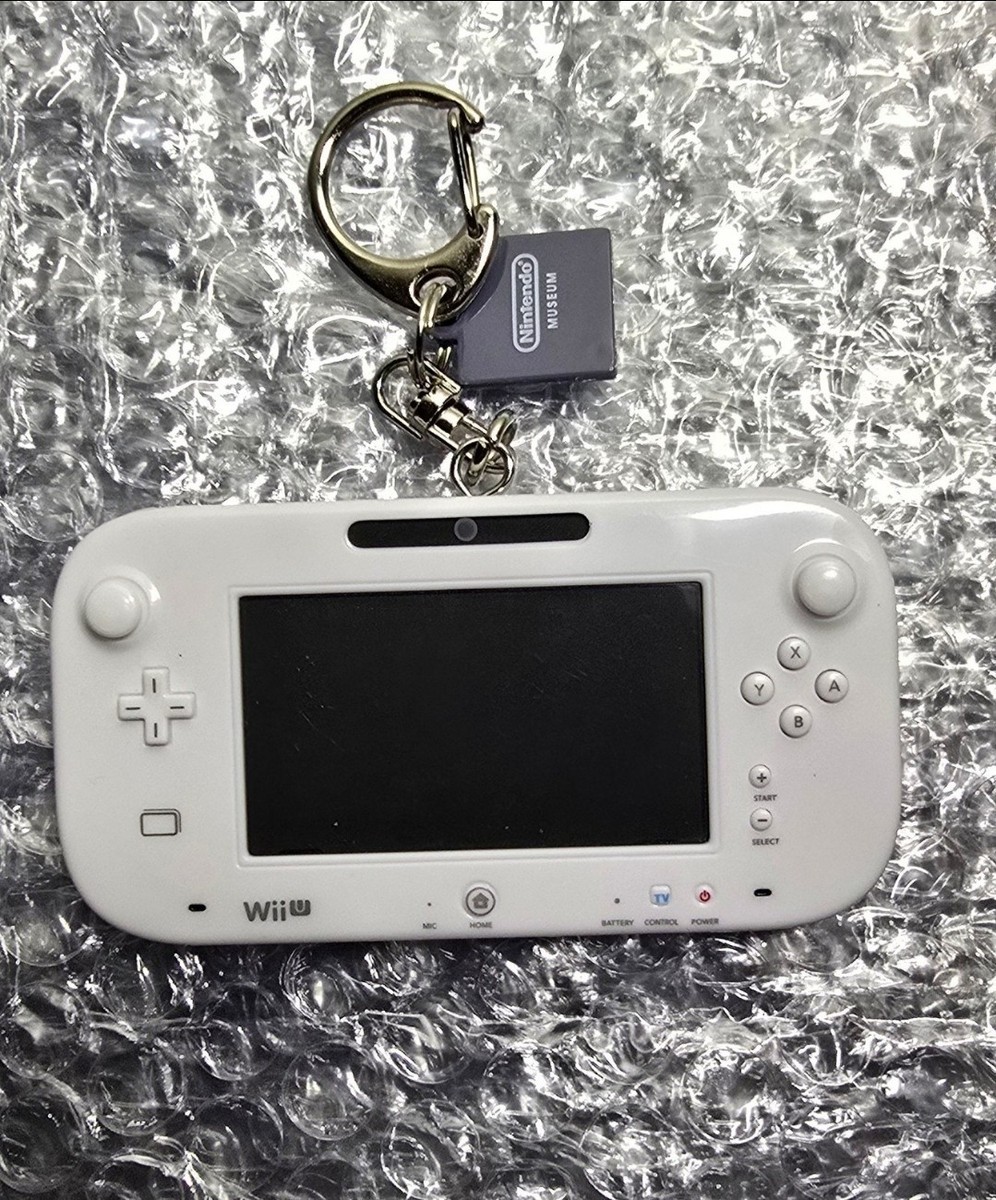 任天堂 WiiU キーホルダー2種セット Amazon.co.jp: Wii U ベーシックセット (WUP-S-WAAA) : Video Games