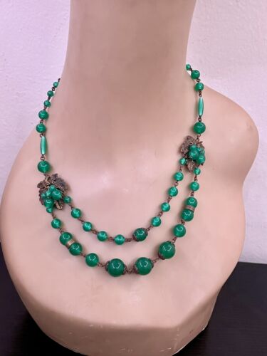 Early Miriam Haskell Green Poured Glass Grape, Leaves Collar Necklace Unsigned - Picture 1 of 6